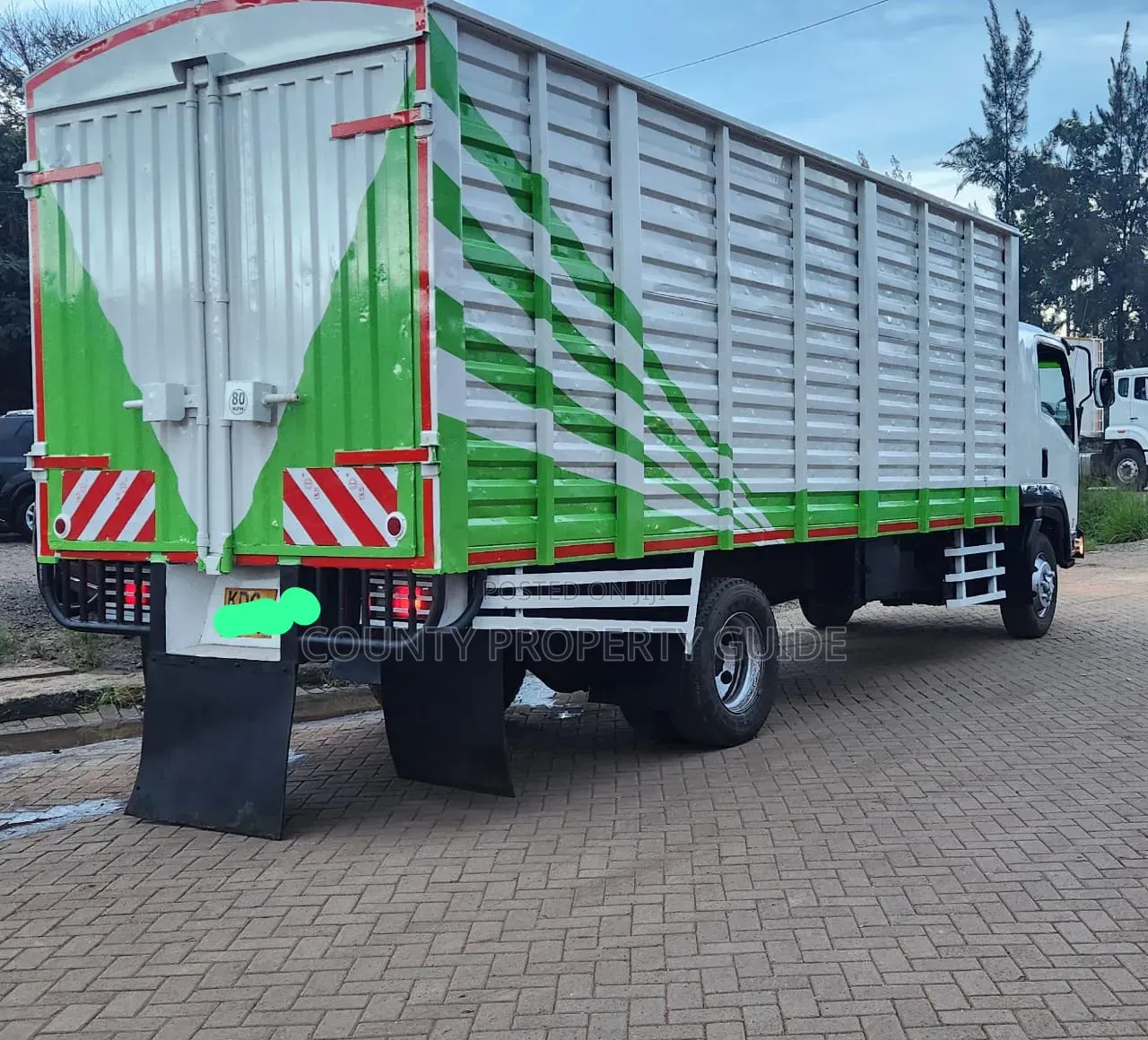 Isuzu FRR KDC Slay Queen 
Yom. 2020
Engine Chassis Intact