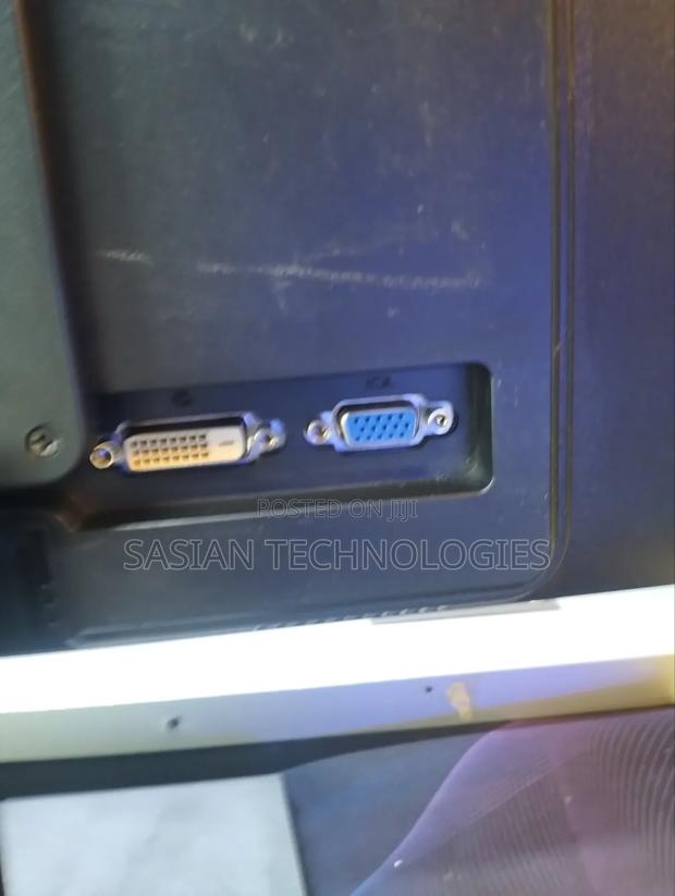Hp W2082 Wide Monitor - thumbnail 3