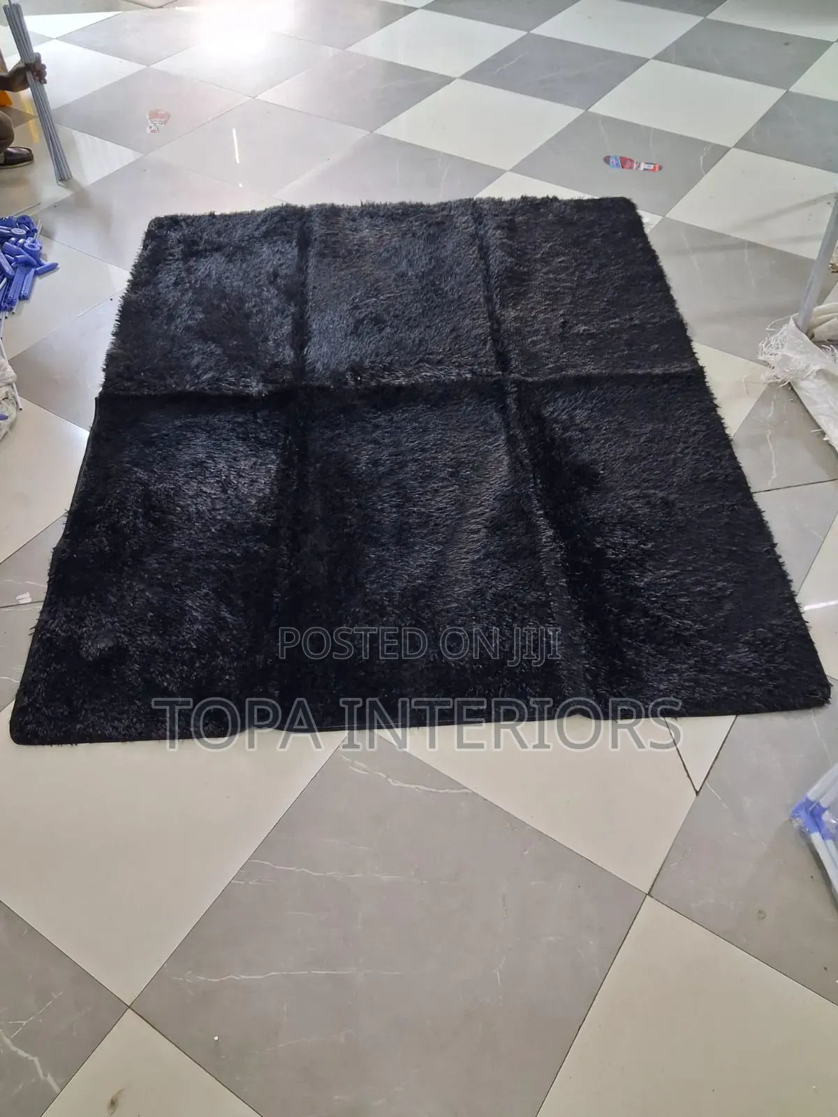 Black Chinese Light Fluffy Carpet Rugs