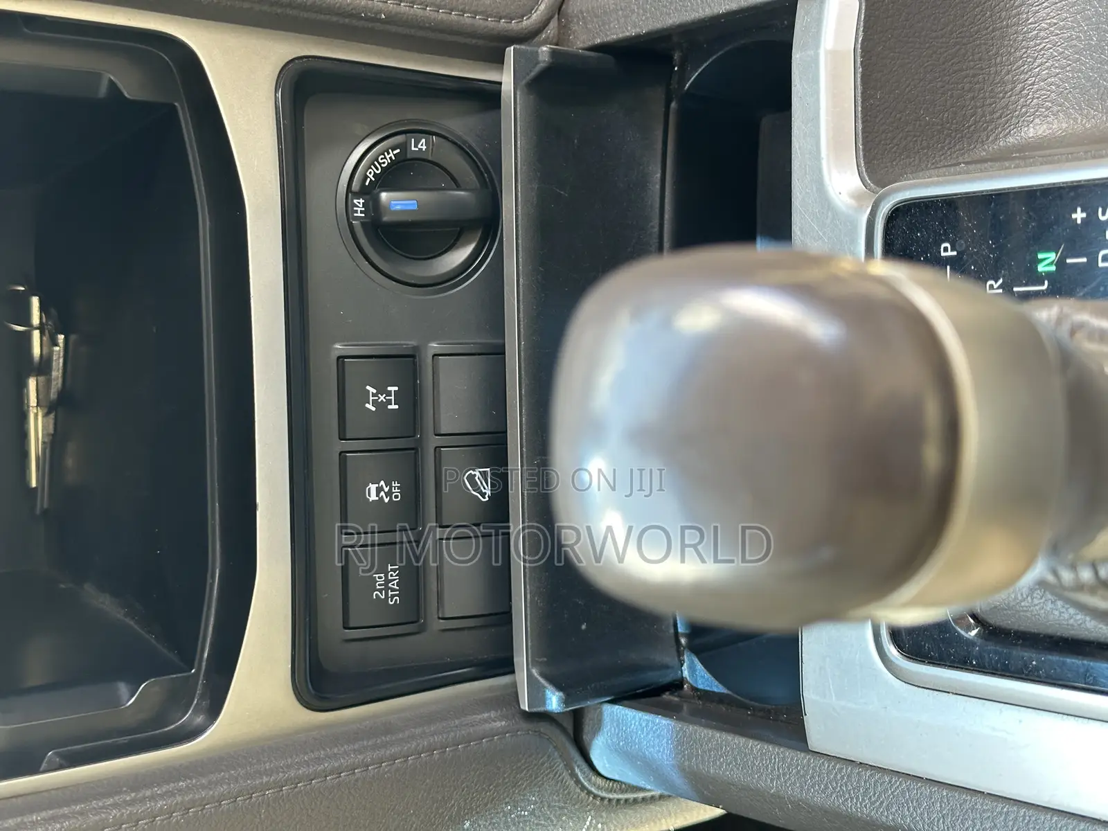 Toyota Land Cruiser Prado 2.8 2018 Gray