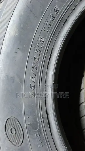 235/70r16 Maxtrek