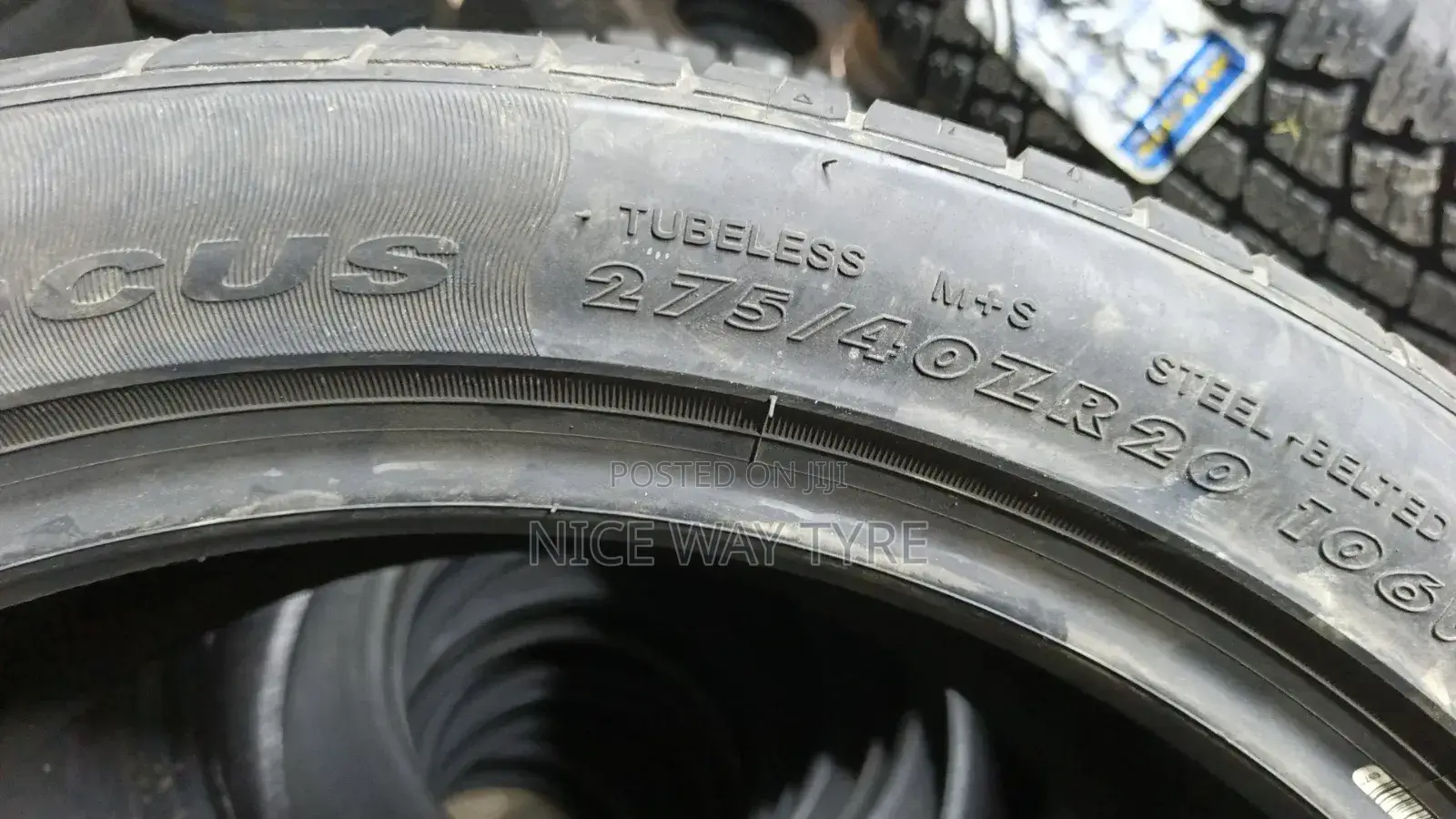 275/40r20 Fortune