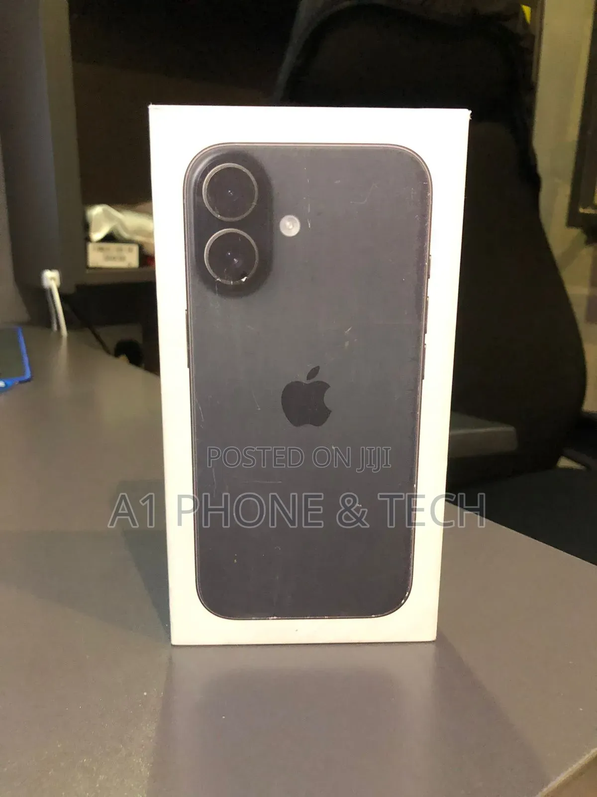 New Apple iPhone 17 256 GB Blue