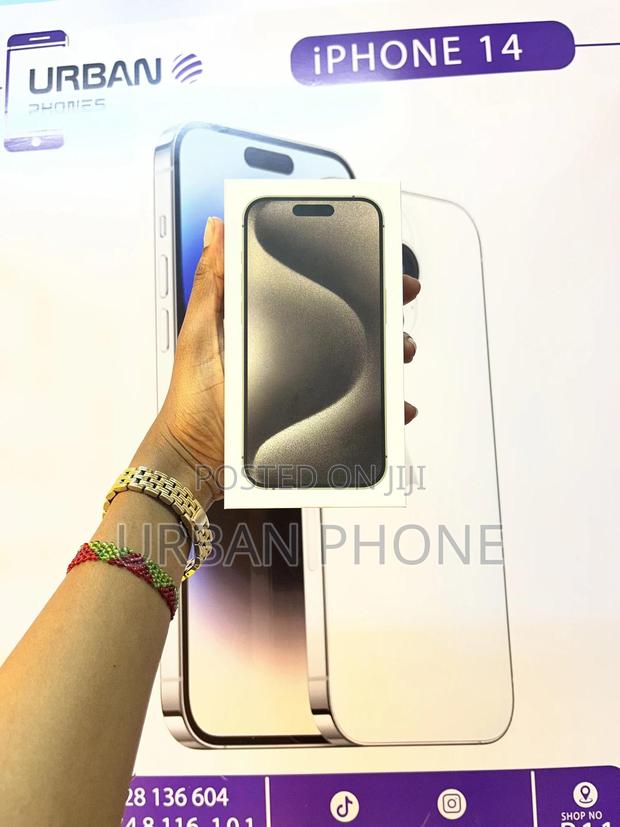 Apple iPhone 15 Pro 256 GB Gold - main view