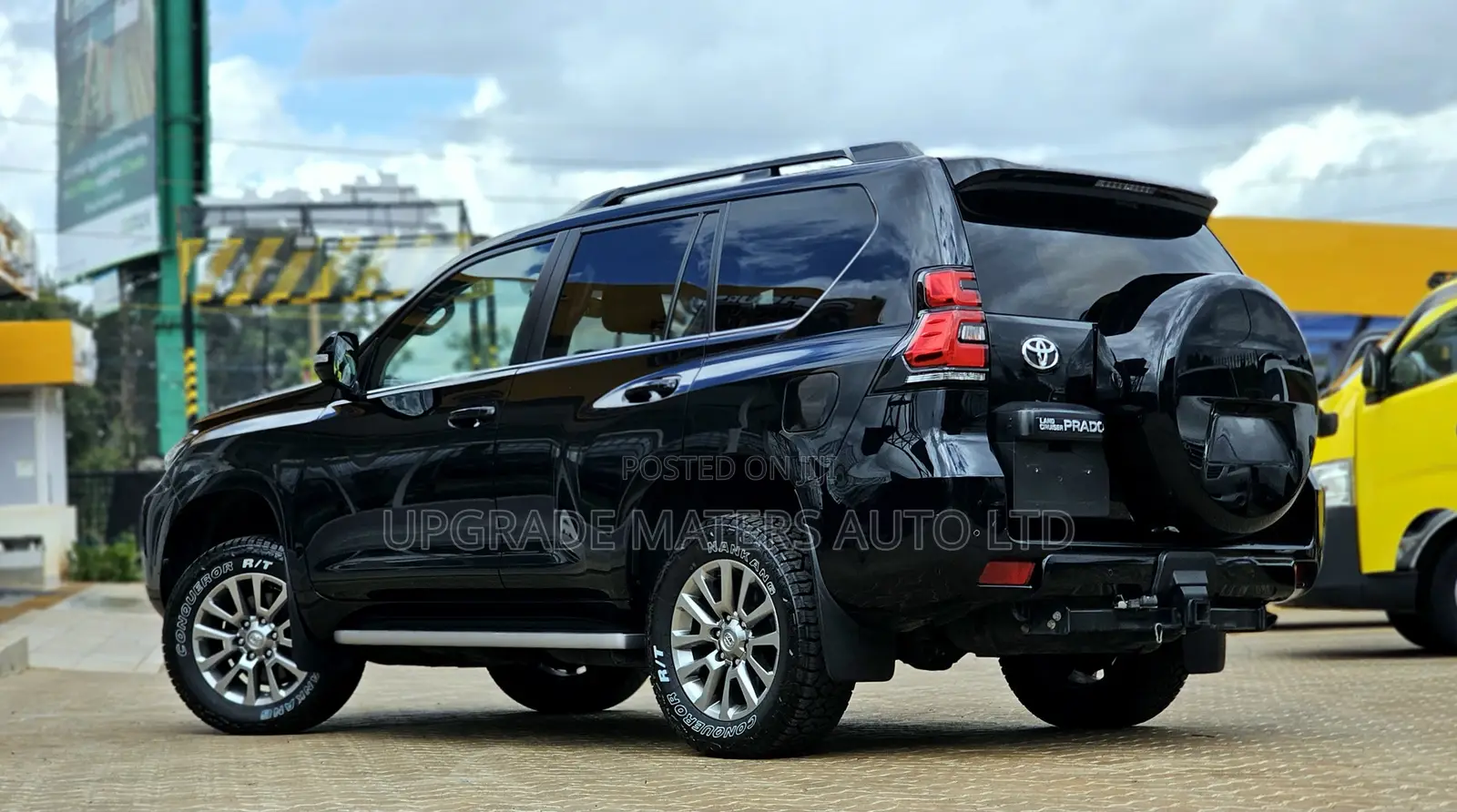 Toyota Land Cruiser Prado Kakadu 2020 Black