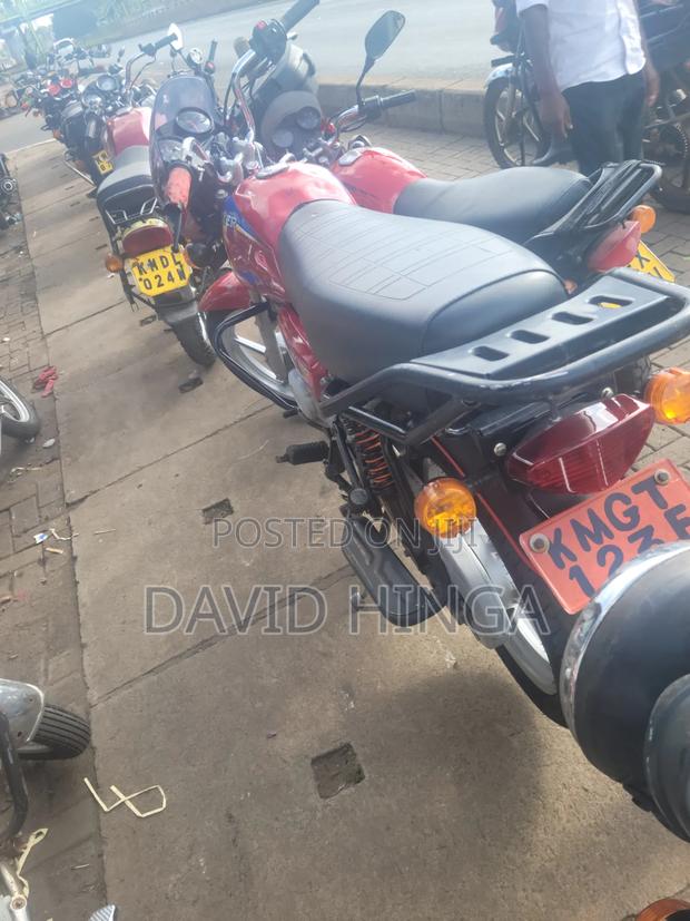 Bajaj Boxer 150 UG 2025 Red - thumbnail 2