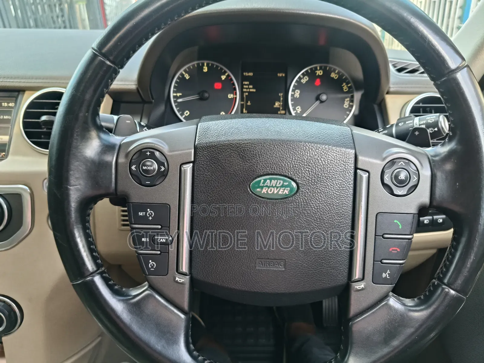 Land Rover Discovery 2014 Blue