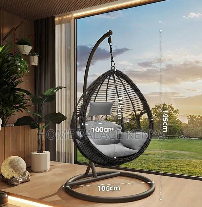 Hanging Chair: Egg Shaped Rattan Swing Chair