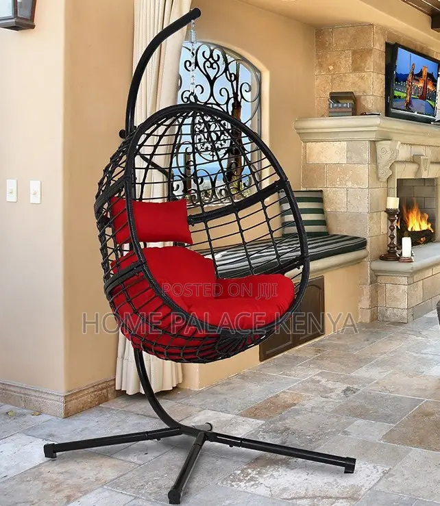Hanging Chair: Egg Shaped Rattan Swing Chair