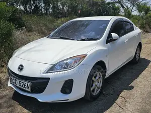 Mazda Axela 2013 White