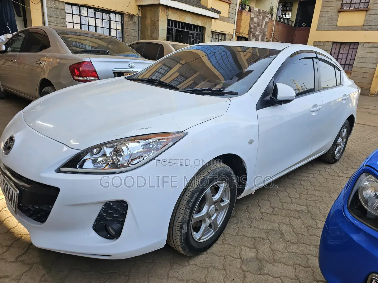 Mazda Axela 2013 White