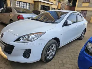 Mazda Axela 2013 White