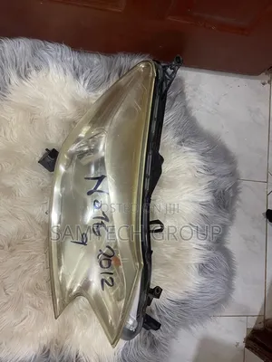 Nissan Note 2012 Headlights