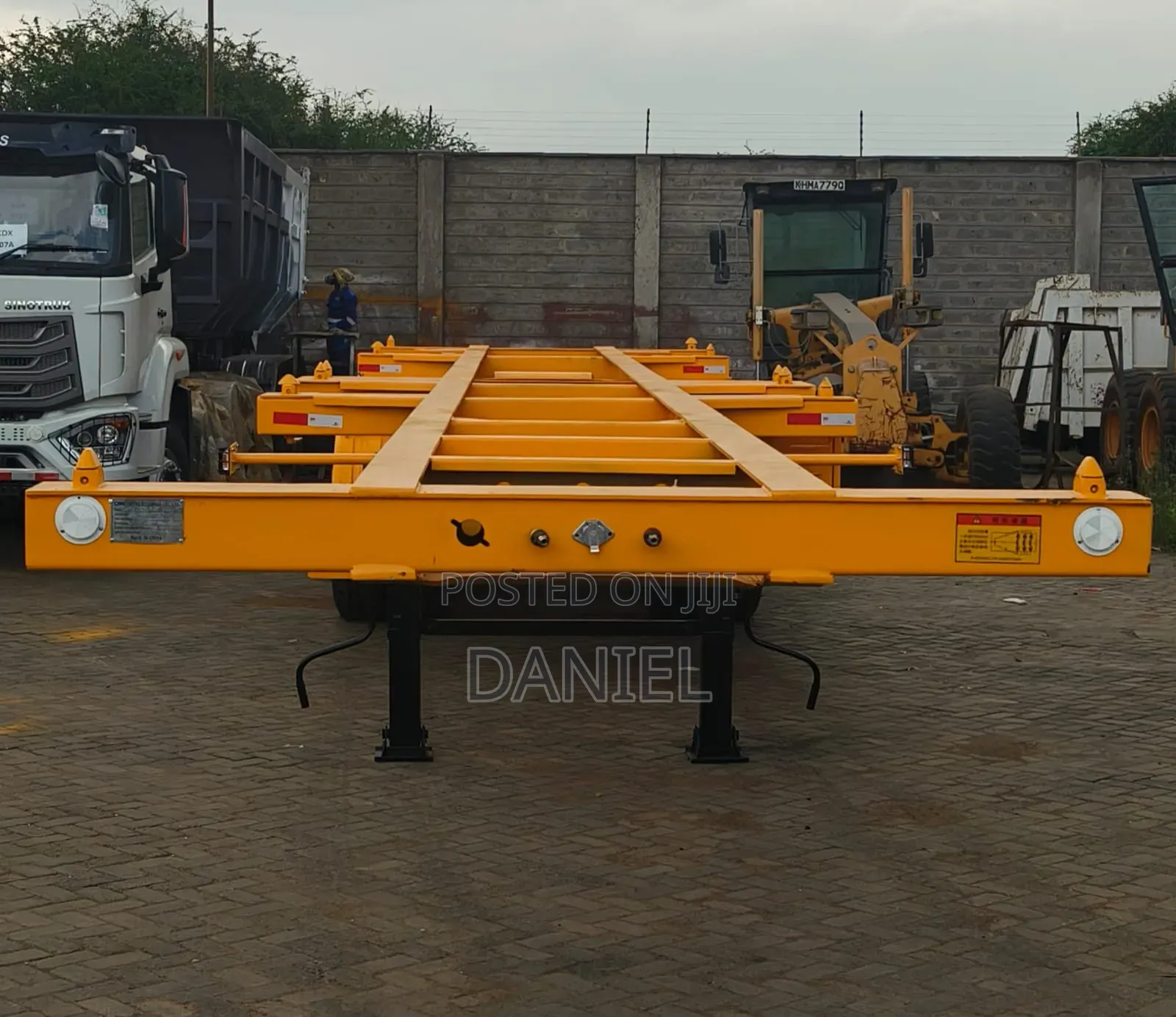 Flatbed Trailers/Skeletal/Tipping/Low-Bed Trailers