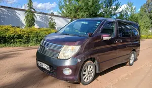 Nissan Serena 2010 Red