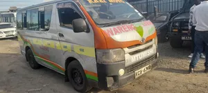 Toyota HiAce 2012 Silver
