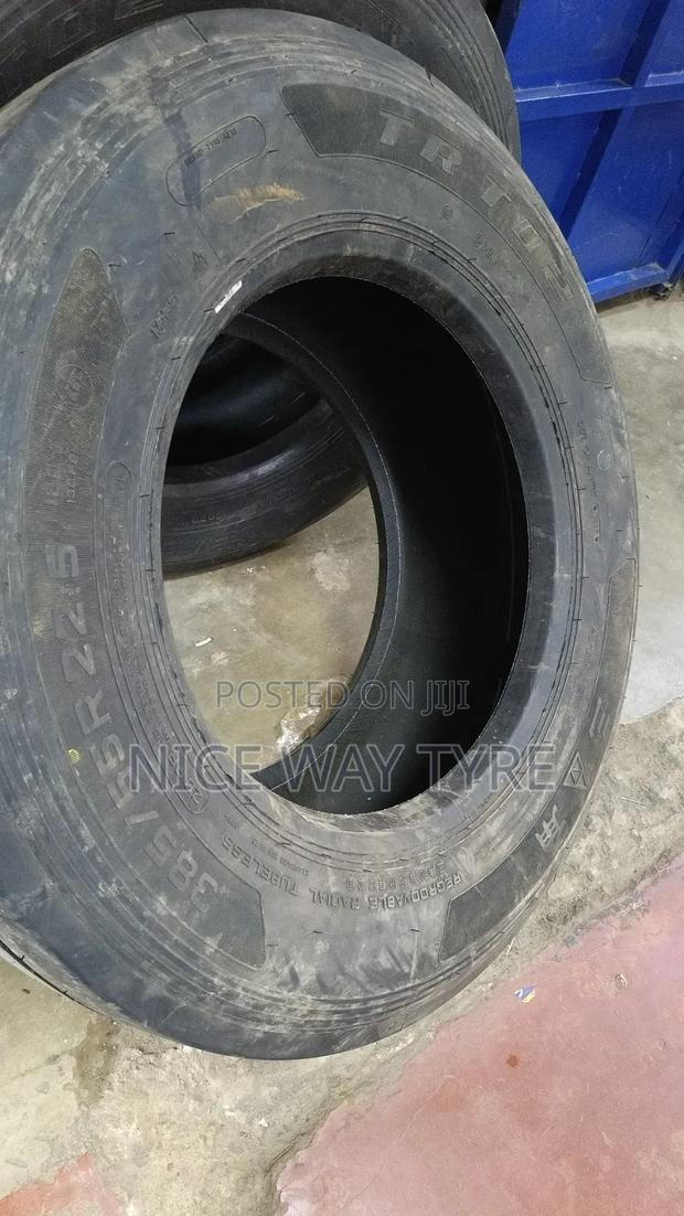 285/55r22.5 Triangle - thumbnail 2
