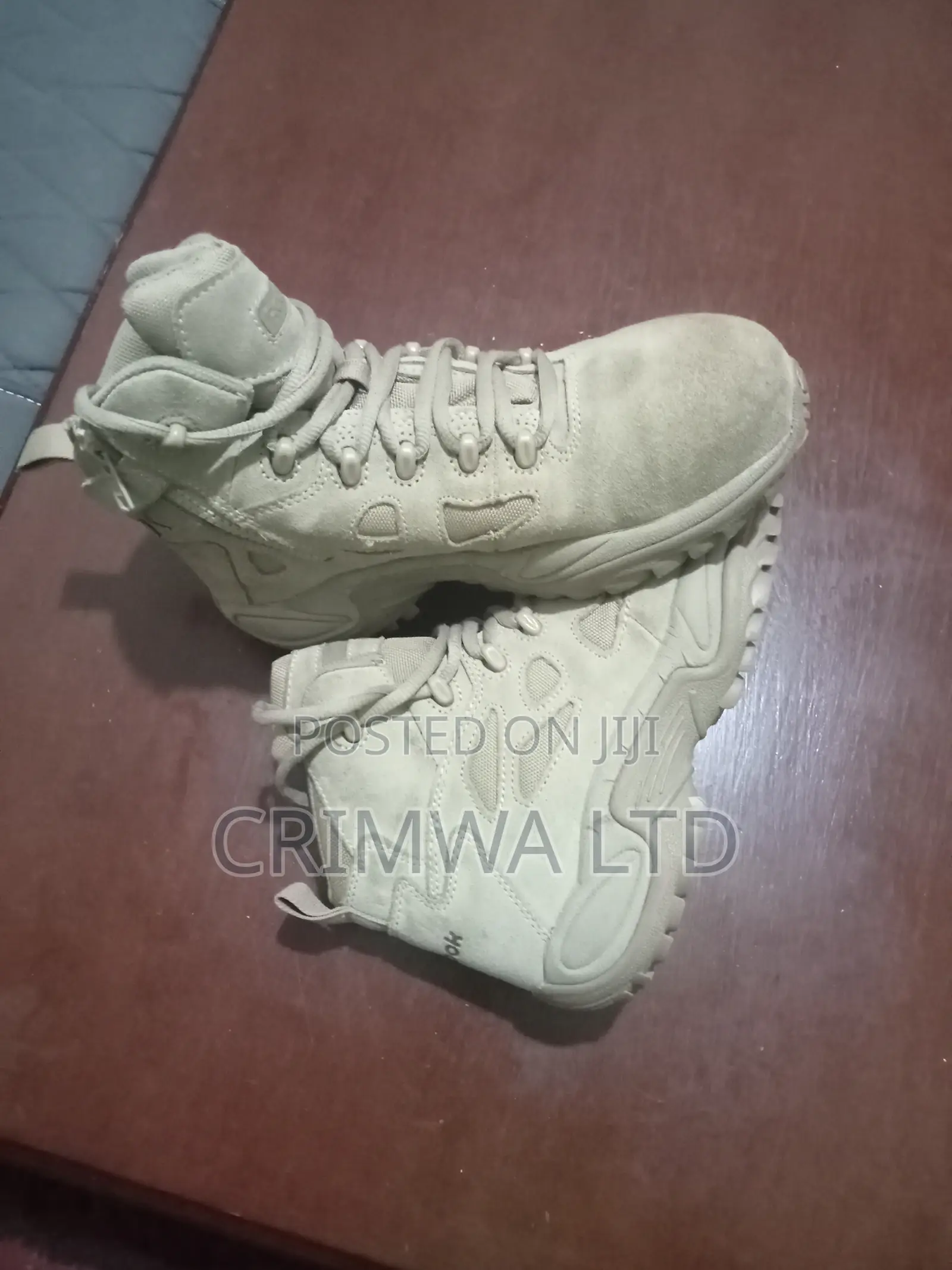 Reebok Slip and Oil Resistant