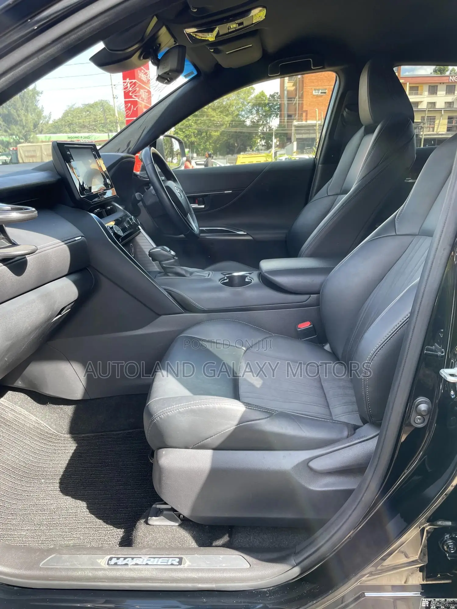 Toyota Harrier 2020