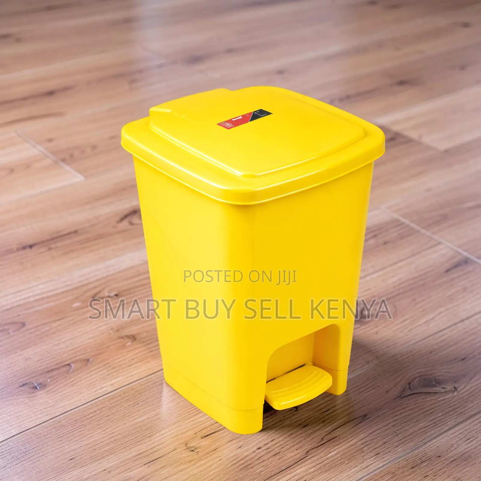 Smart Design 30 Litres Hard Plastic Step Pedal Waste Garbage Dust Bin