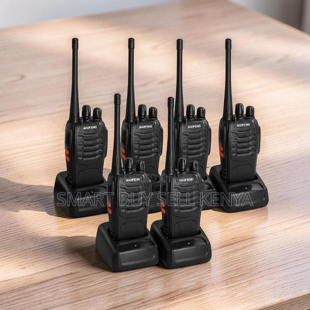 Baofeng Bf-888s Easy Handling Quality Finish Walkie Talkie Radio Calls