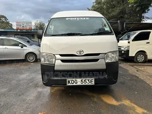 Toyota HiAce 2016 White