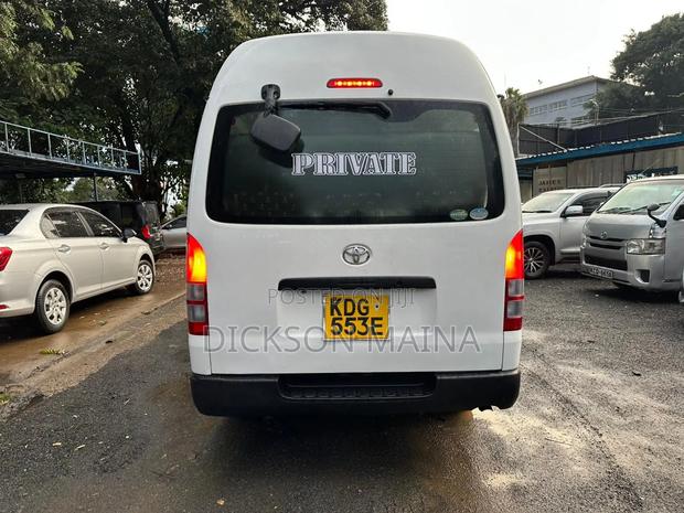 Toyota HiAce 2016 White - thumbnail 5
