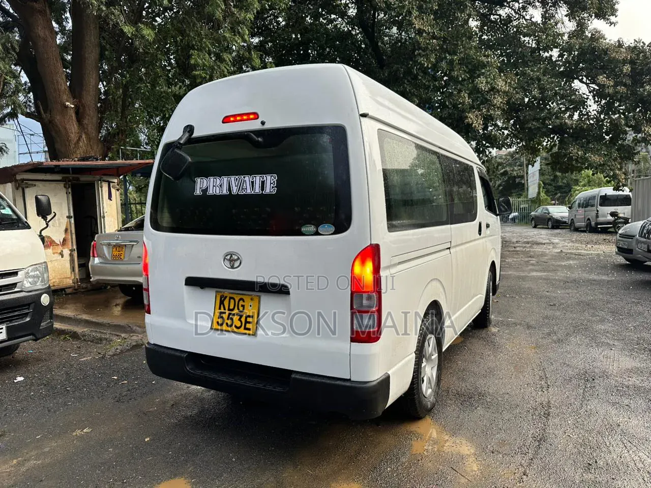Toyota HiAce 2016 White