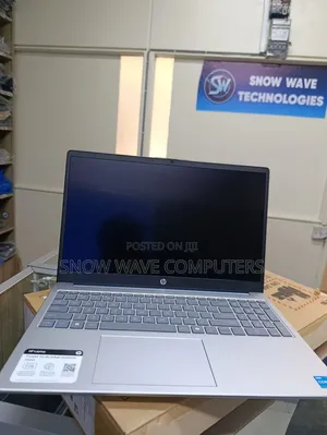 New Laptop HP 15 8GB Intel Core i3 SSD 256GB