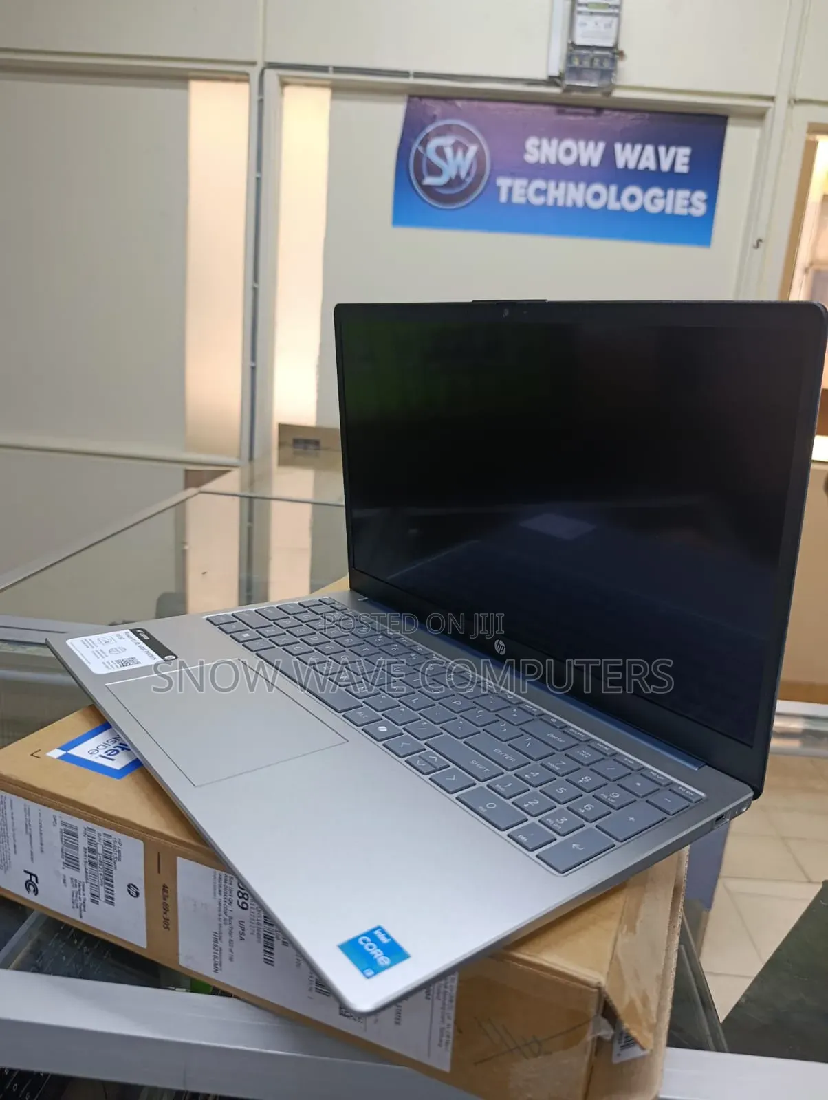New Laptop HP 15 8GB Intel Core i3 SSD 256GB
