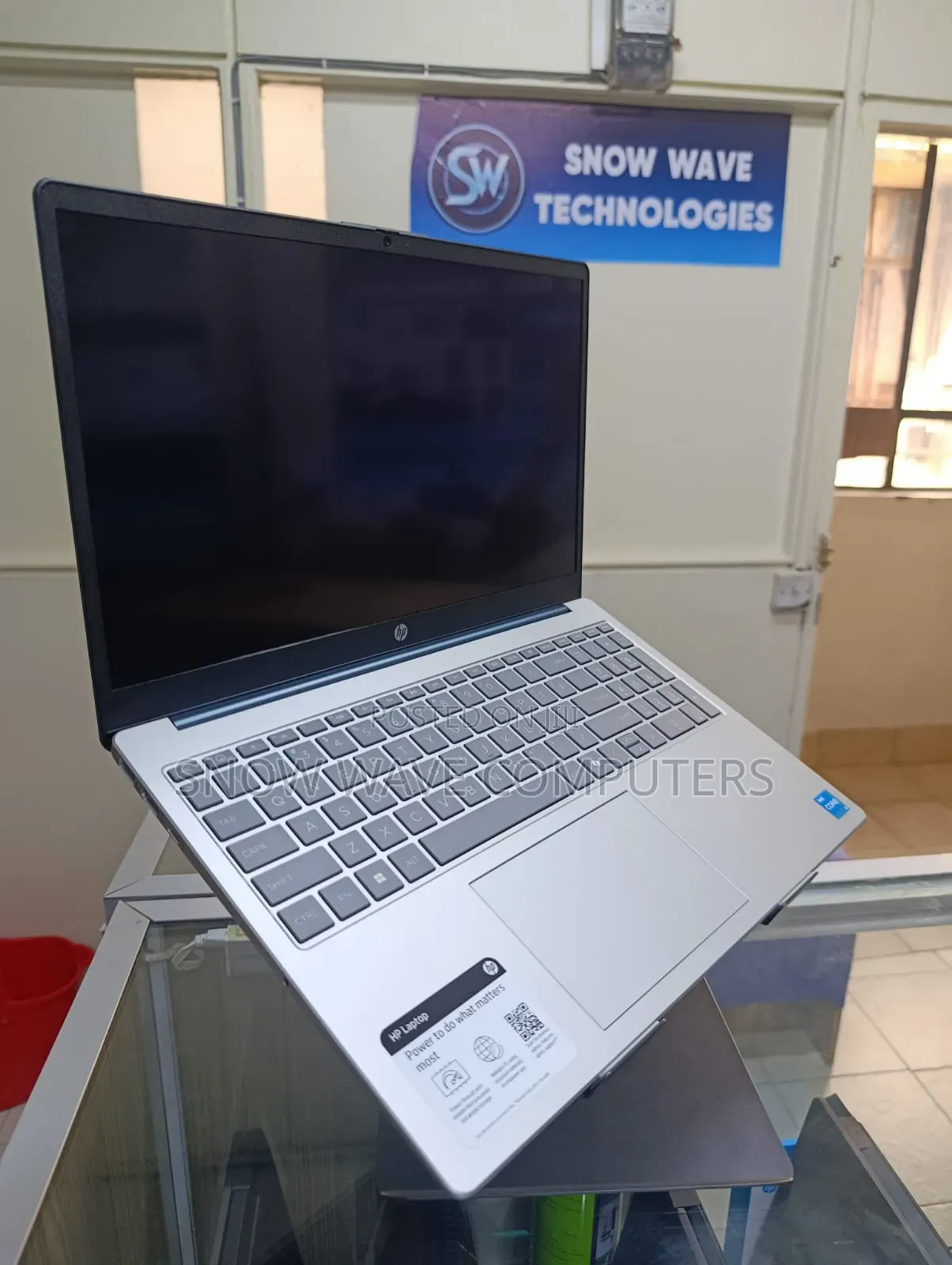 New Laptop HP 15 8GB Intel Core i3 SSD 256GB