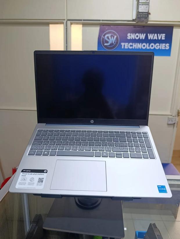New Laptop HP 15 8GB Intel Core i3 SSD 256GB - thumbnail 4