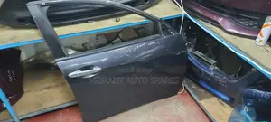 Honda Vezel Right Front Door