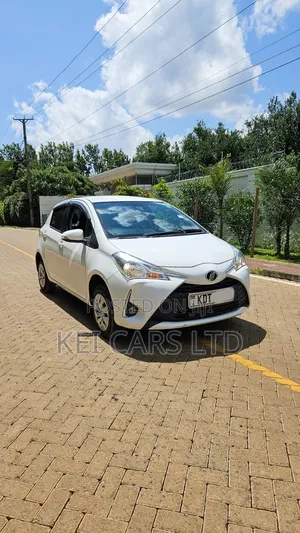 Toyota Vitz 2018 White