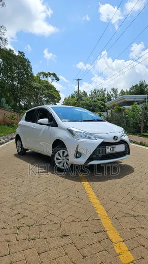 Toyota Vitz 2018 White