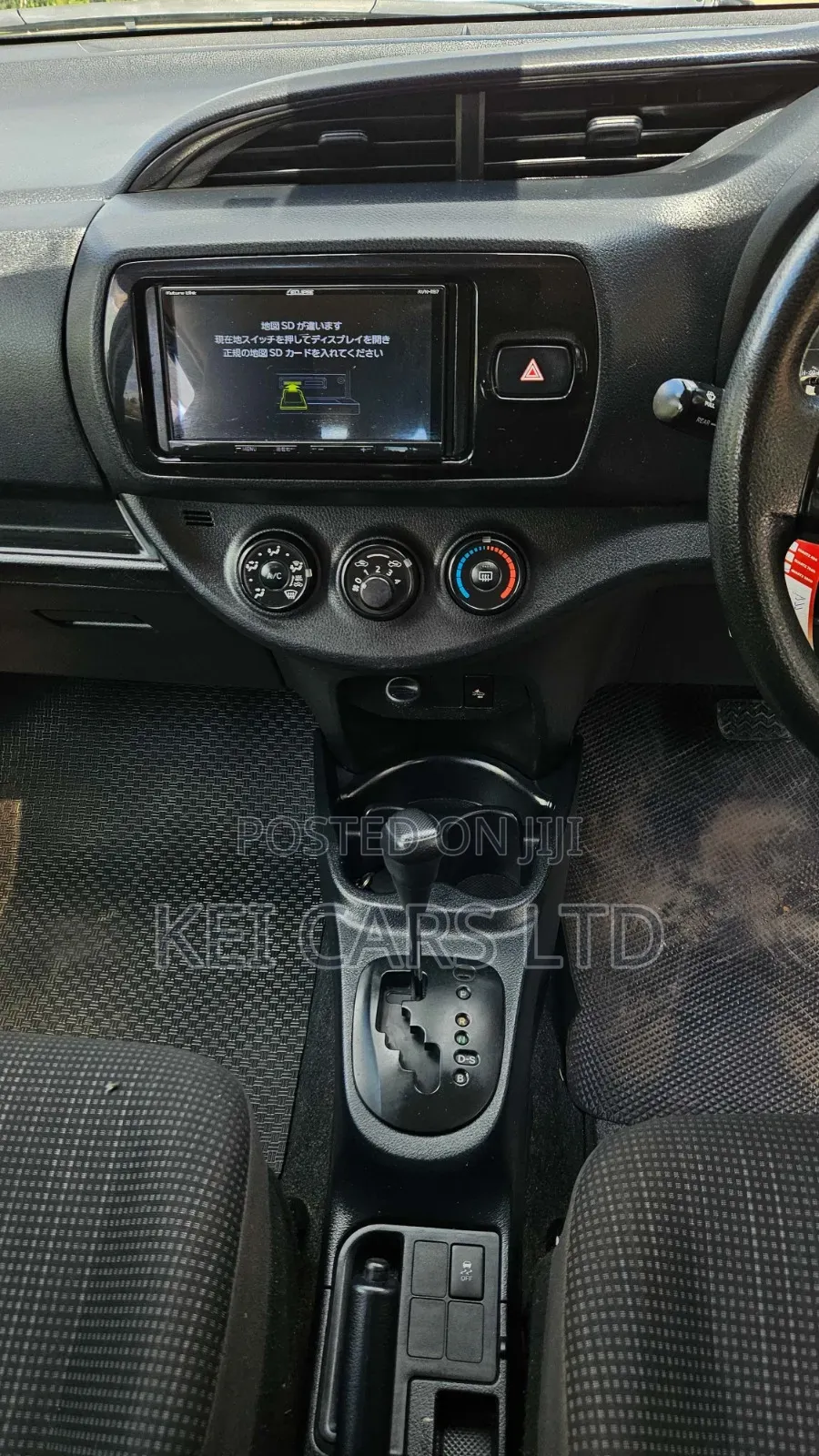 Toyota Vitz 2018 White