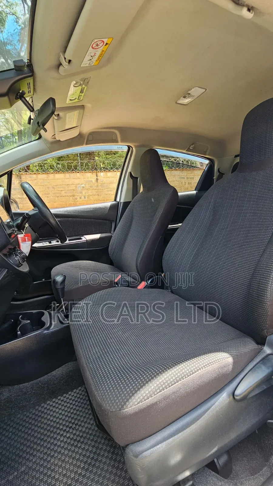 Toyota Vitz 2018 White