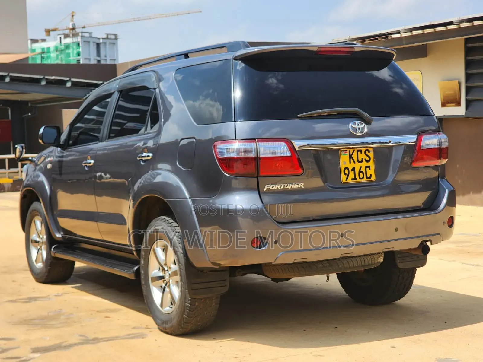 Toyota Fortuner 2011 Gray