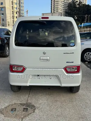 Suzuki Wagon R 660 Hybrid FWD 2019 White