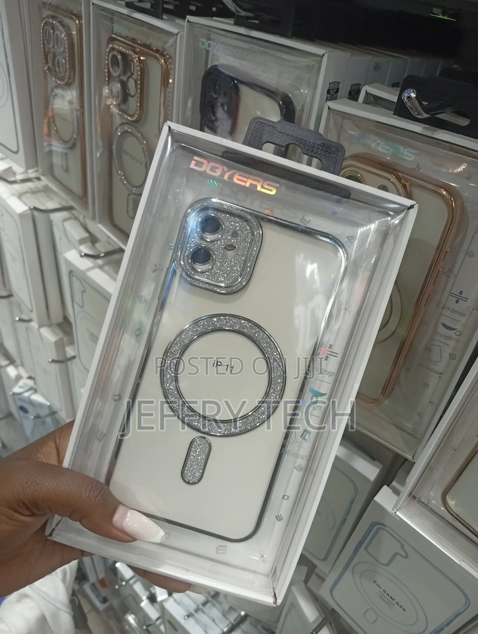 iPhone 11 With Silver Accents Doyers Glitter Case