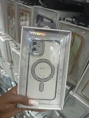 iPhone 11 With Silver Accents Doyers Glitter Case