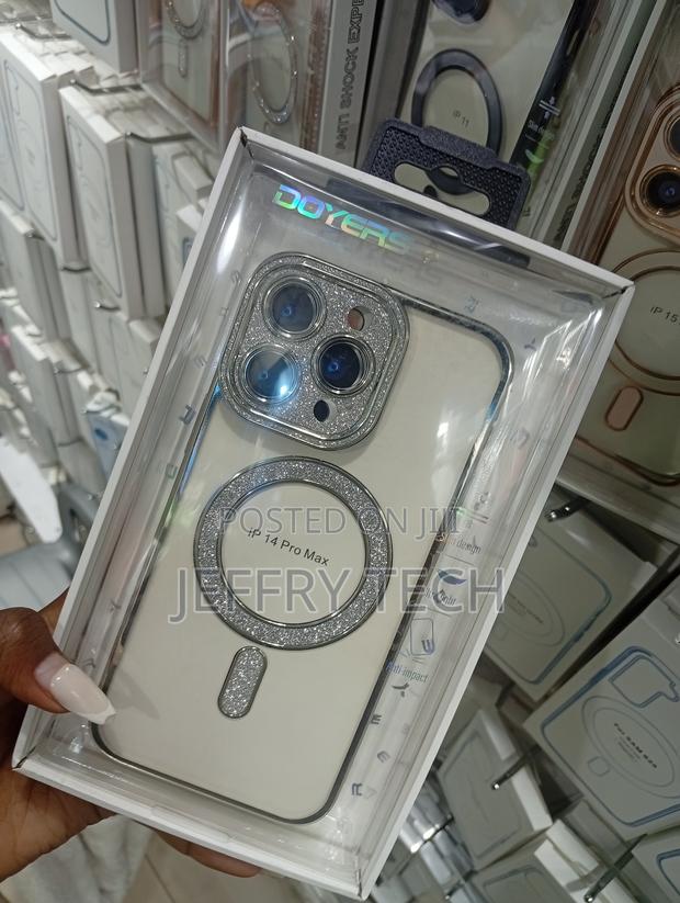 iPhone 14 Pro Max Transparent Silver Glitter Magsafe Case - thumbnail 2