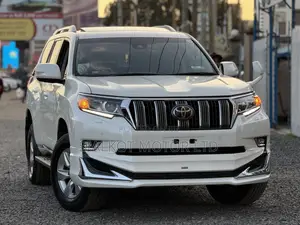 Toyota Land Cruiser Prado 2.7 2019 White