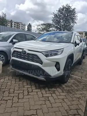Toyota RAV4 2019 White