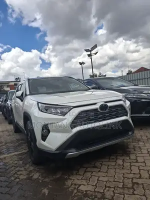 Toyota RAV4 2019 White