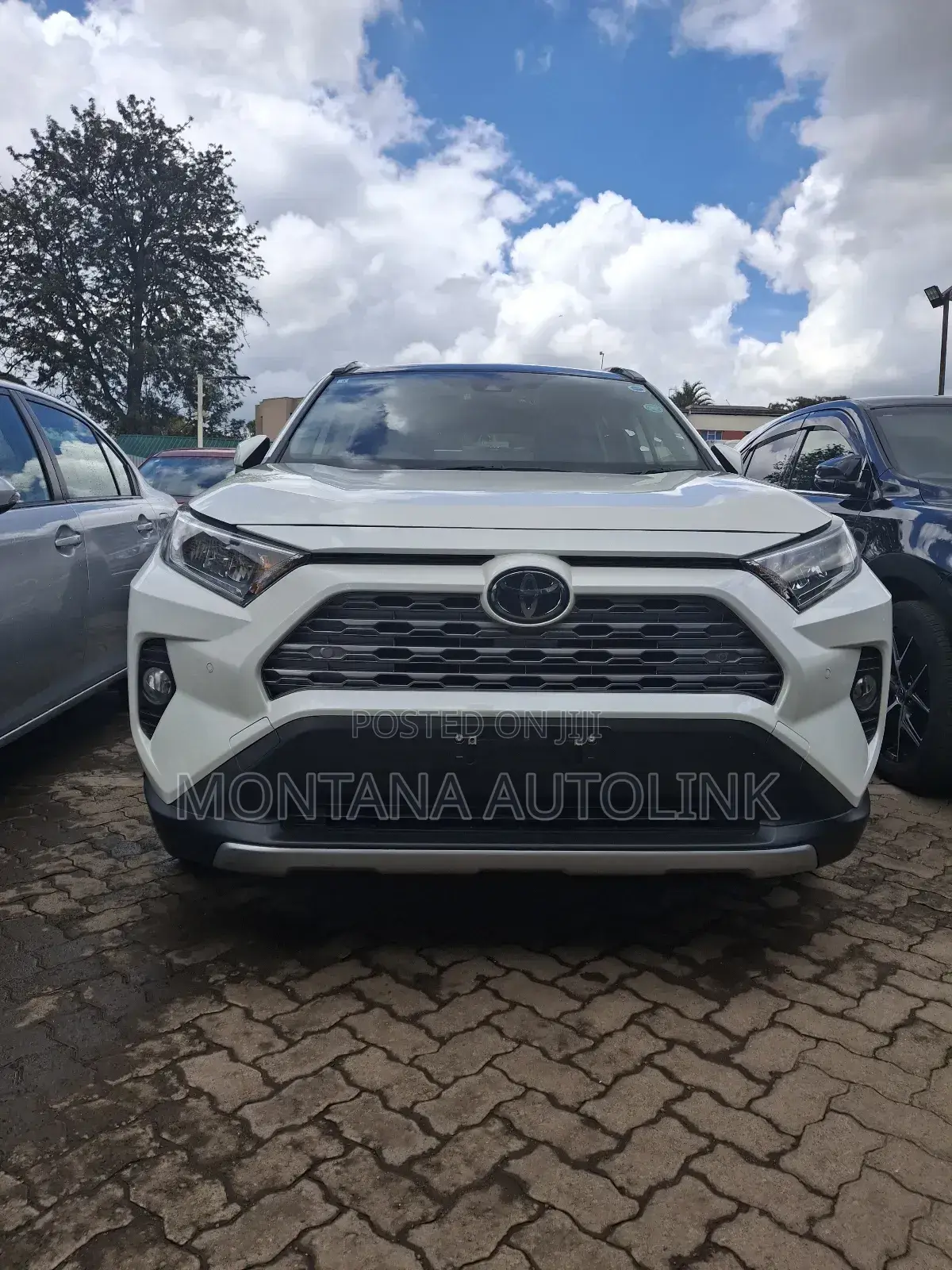 Toyota RAV4 2019 White