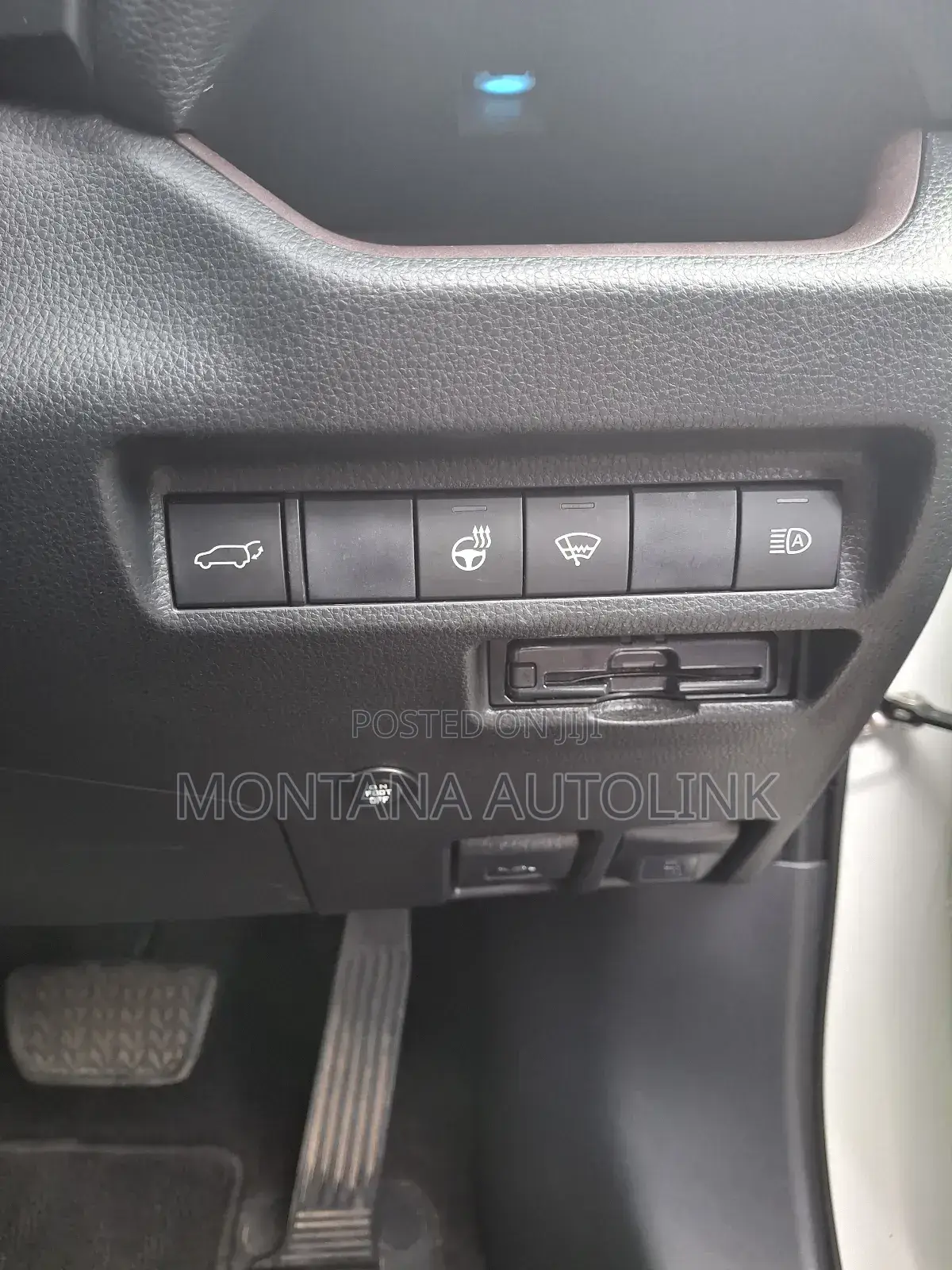 Toyota RAV4 2019 White