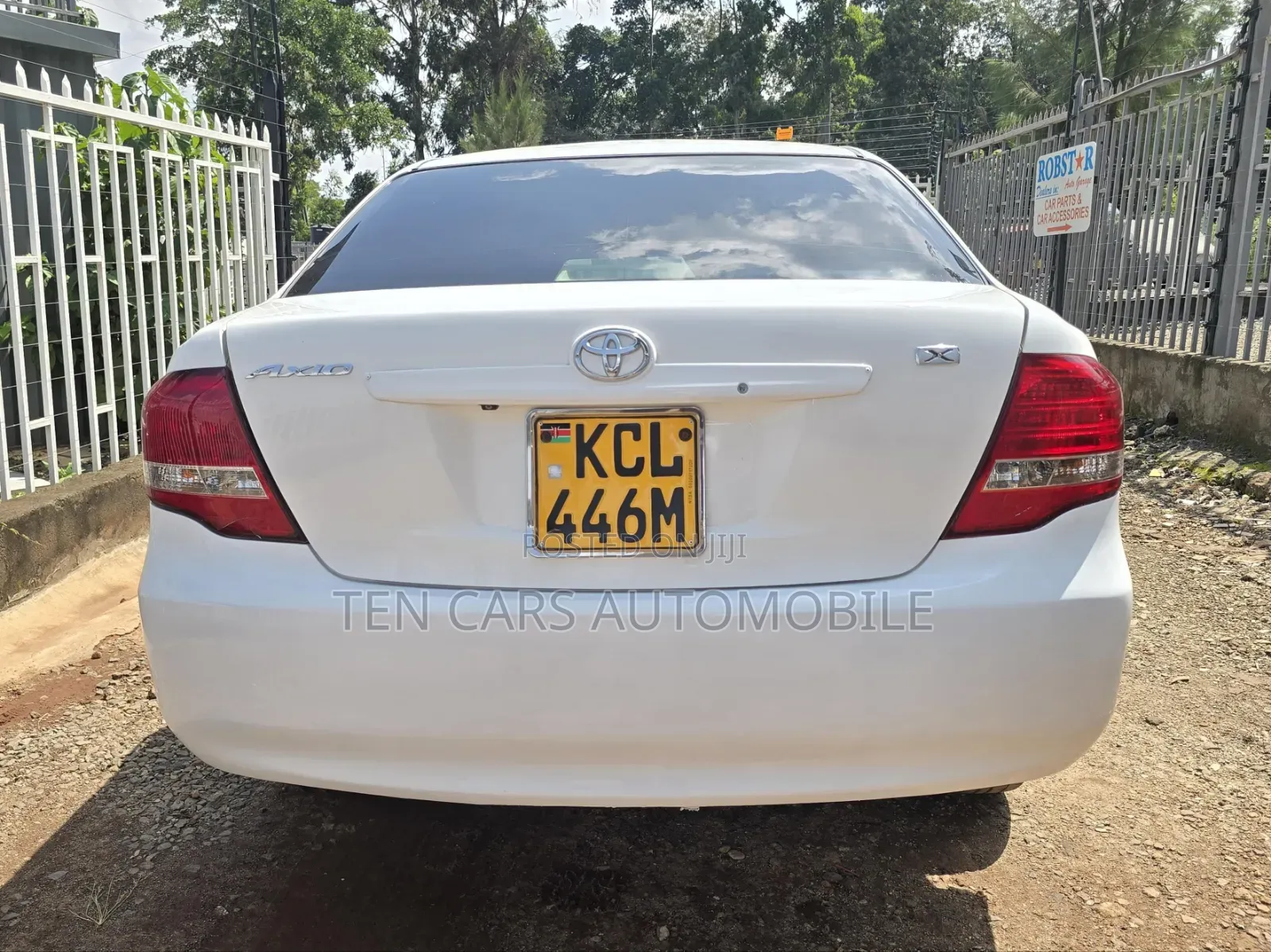 Toyota Axio 2010 White