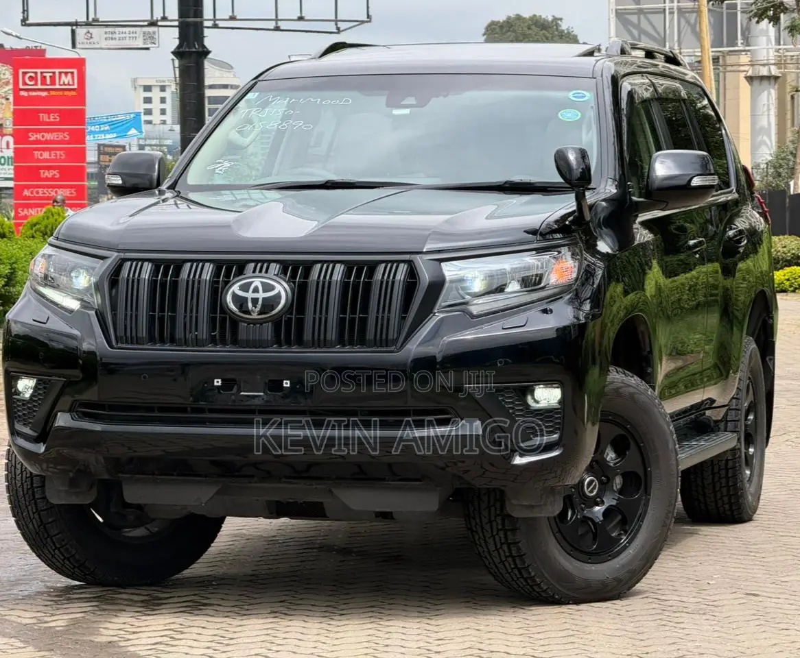 Toyota Land Cruiser Prado 2021