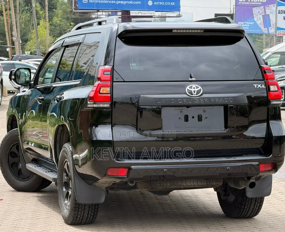 Toyota Land Cruiser Prado 2021
